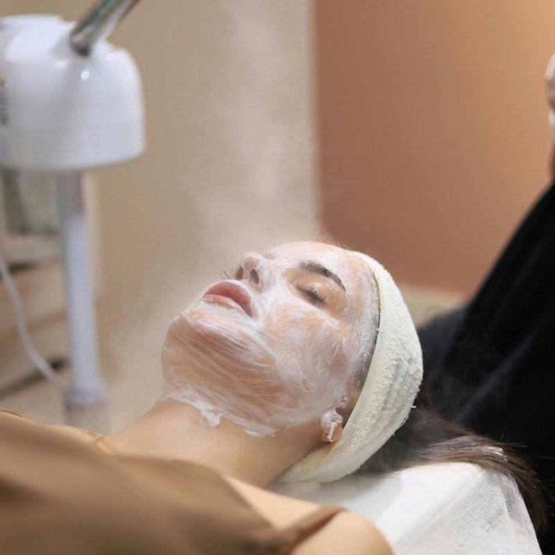 Queen's Royal Facial treatment