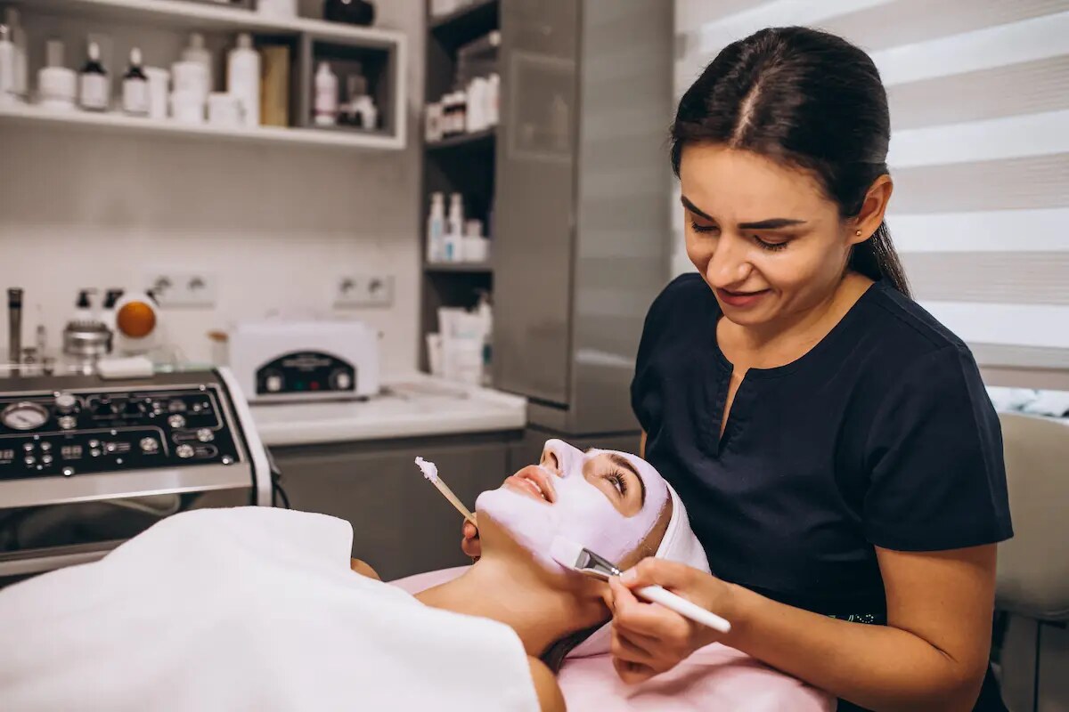 Facials at Brow & Lash Queen