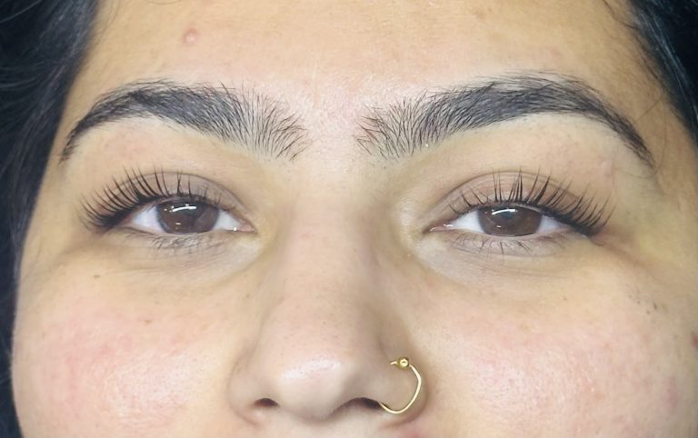 Classic lash extensions closeup at Brow & Lash Queen, Hampton